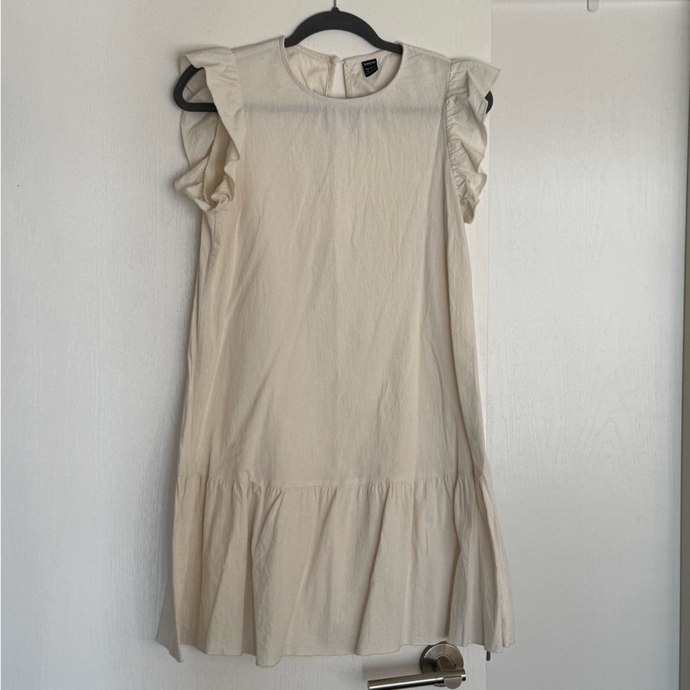 Elegant Cream Ruffle Sleeve Dress